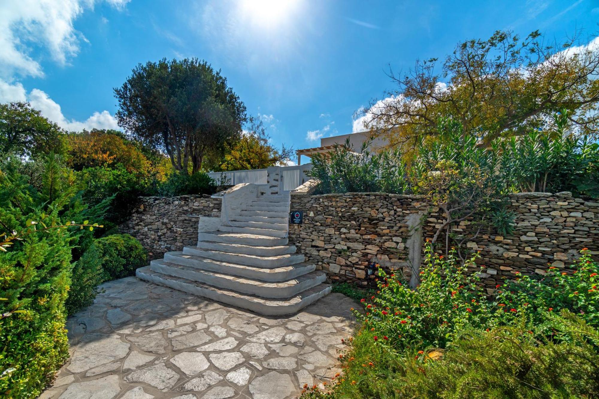 Rabagas Suites Luxury - In The Heart Of Sifnos Apollonía Exterior photo