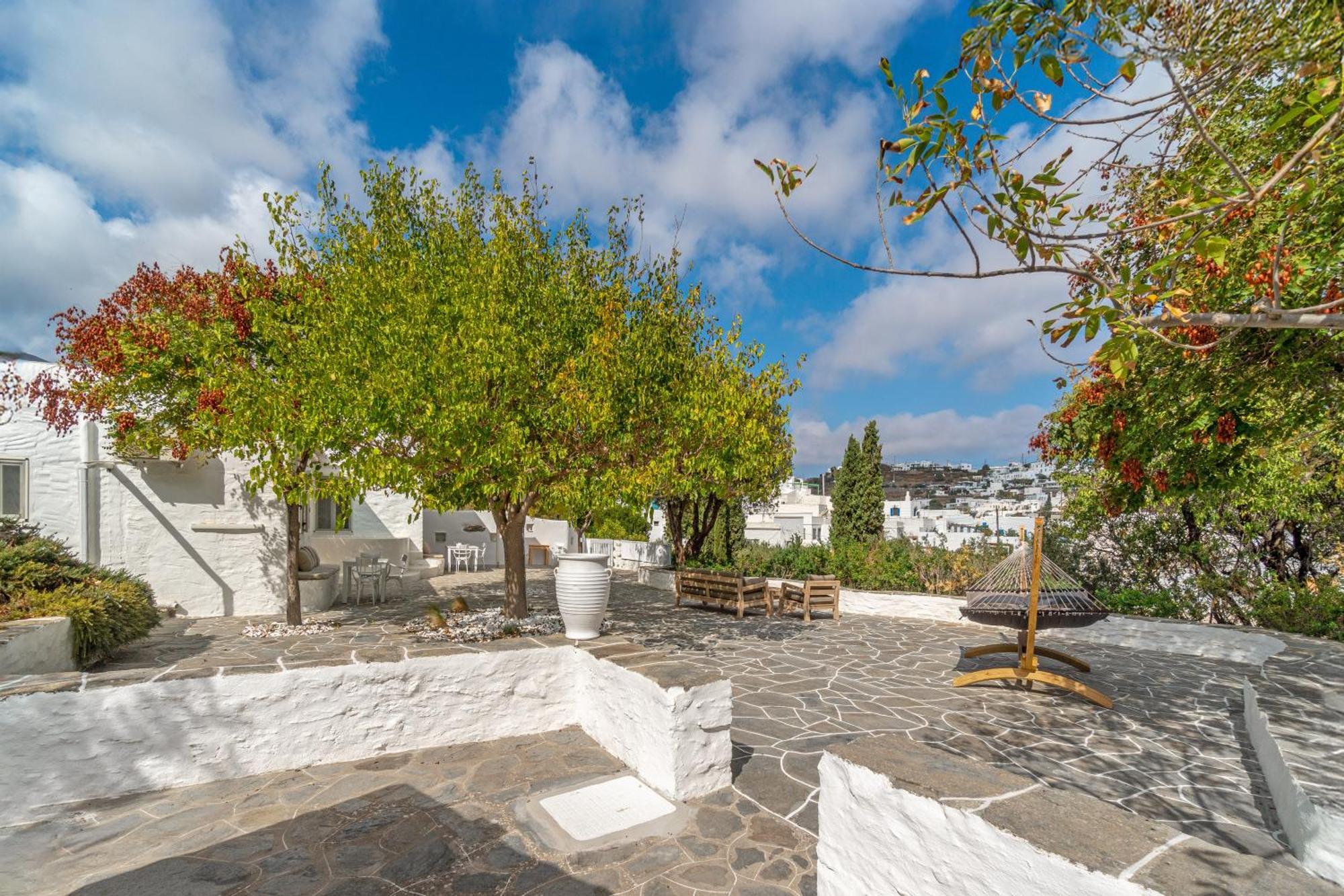 Rabagas Suites Luxury - In The Heart Of Sifnos Apollonía Exterior photo
