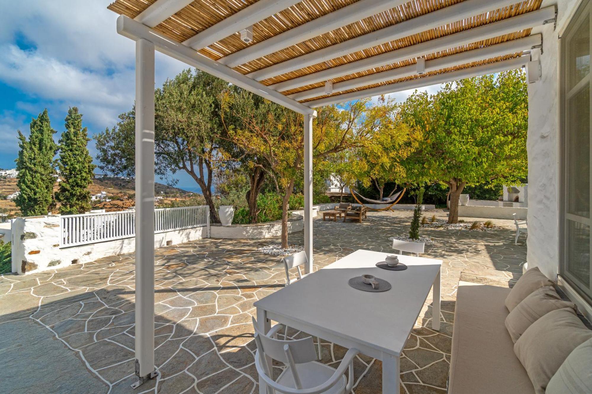 Rabagas Suites Luxury - In The Heart Of Sifnos Apollonía Exterior photo