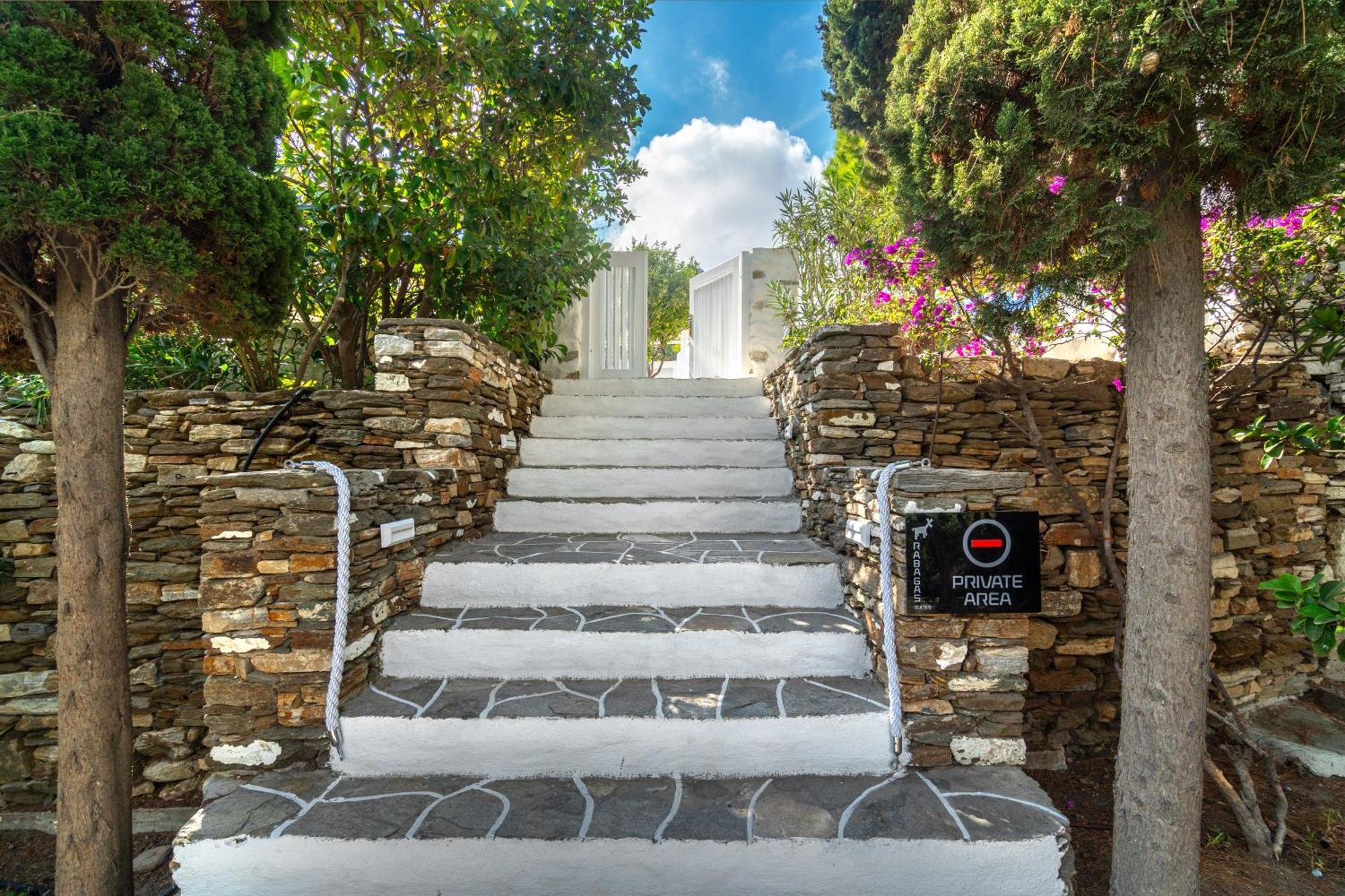 Rabagas Suites Luxury - In The Heart Of Sifnos Apollonía Exterior photo