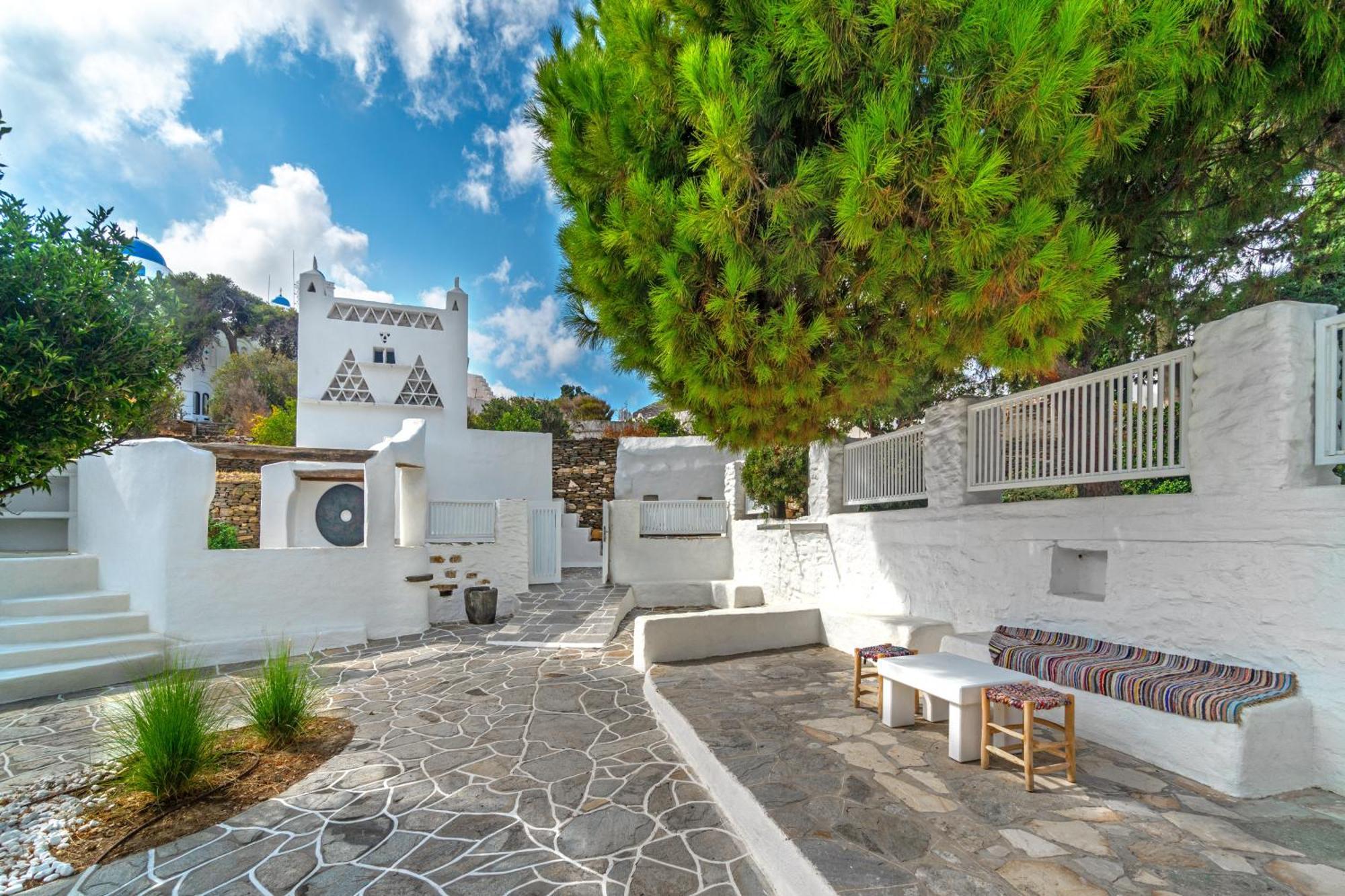 Rabagas Suites Luxury - In The Heart Of Sifnos Apollonía Exterior photo